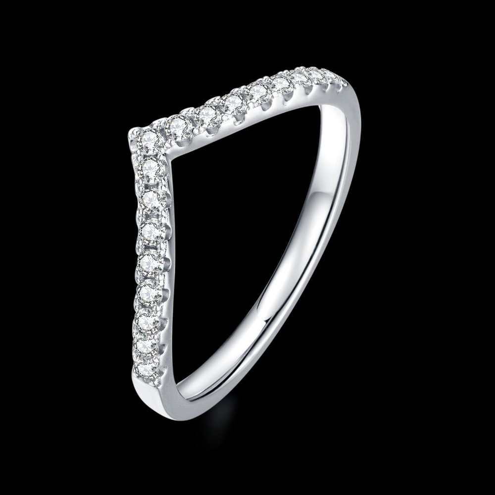 Moissanite Diamond V Ring with round Diamonds.
